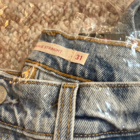 NWT Levi’s Ribcage Straight Ankle Jeans 31 Waist - Picture 2 of 6